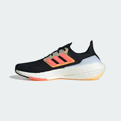 Adidas Men Ultraboost 22 Running Shoes on www.NeosSports.com