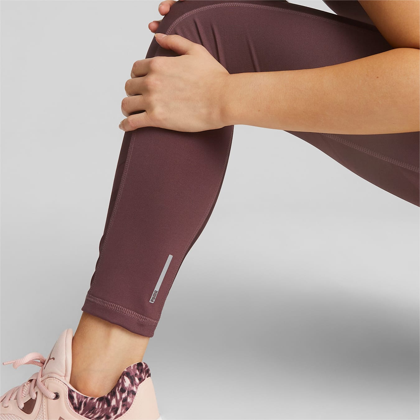 Puma Women Favourite Printed High Waist 7/8 Training Tights on www.NeosSports.com