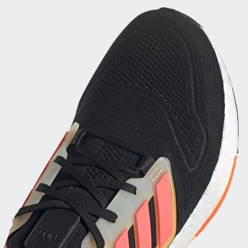 Adidas Men Ultraboost 22 Running Shoes on www.NeosSports.com