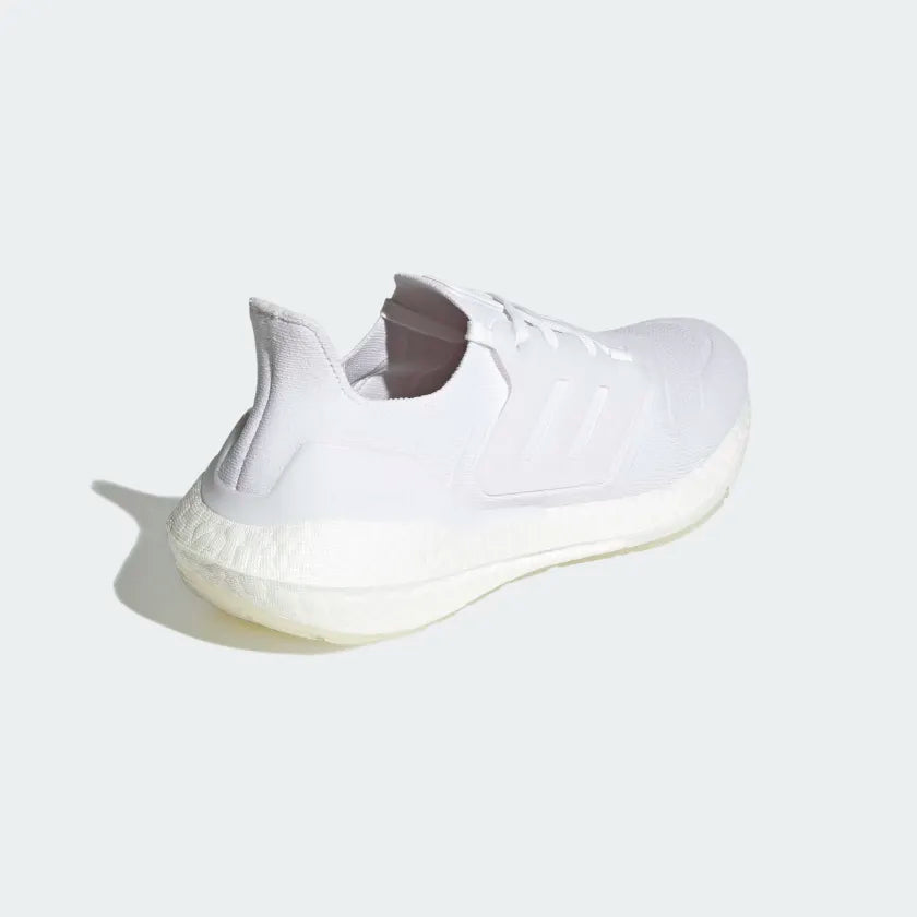 Adidas Men Ultraboost 22 Running Shoes on www.NeosSports.com