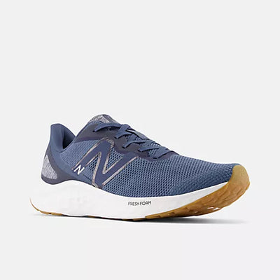 New Balance Men Fresh Foam Arishi v4 Running on www.NeosSports.com