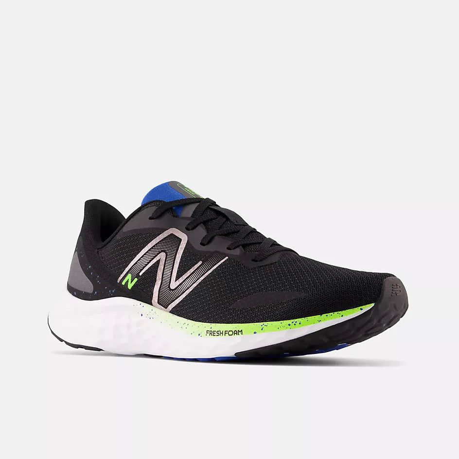 New Balance Men Fresh Foam Arishi v4 Running Course Shoes on www.NeosSports.com