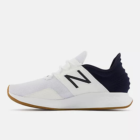 New Balance Men Fresh Foam Roav Casual Shoes on www.NeosSports.com